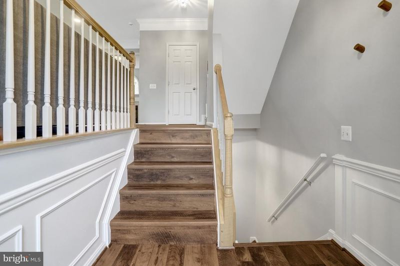 6043 Riddle WALK, Alexandria, VA 22312