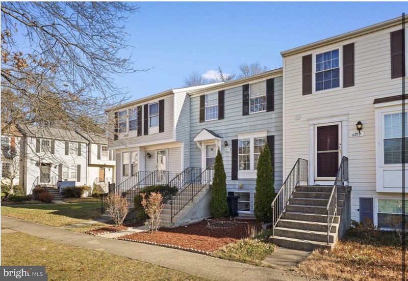 6917 Villa Del Rey Ct, Springfield, VA 22150