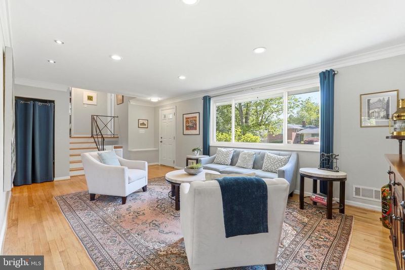 2405 Lillian Dr, Silver Spring, MD 20902