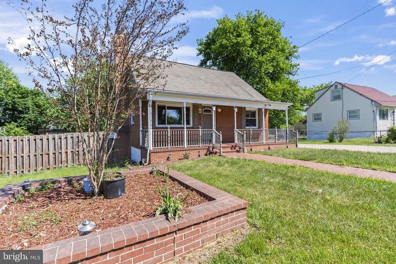 7596 Amherst Dr, Manassas, VA 20111