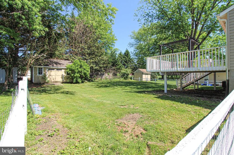24201 Bush Hill Rd, Gaithersburg, MD 20882