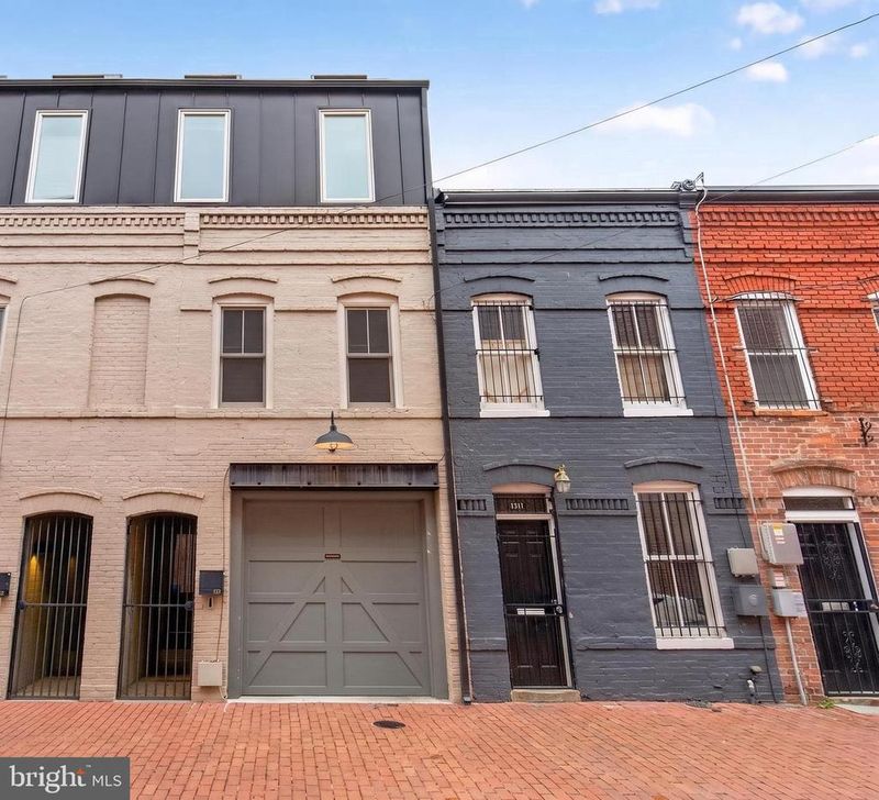 1313 Linden Ct NE, Washington, DC 20002