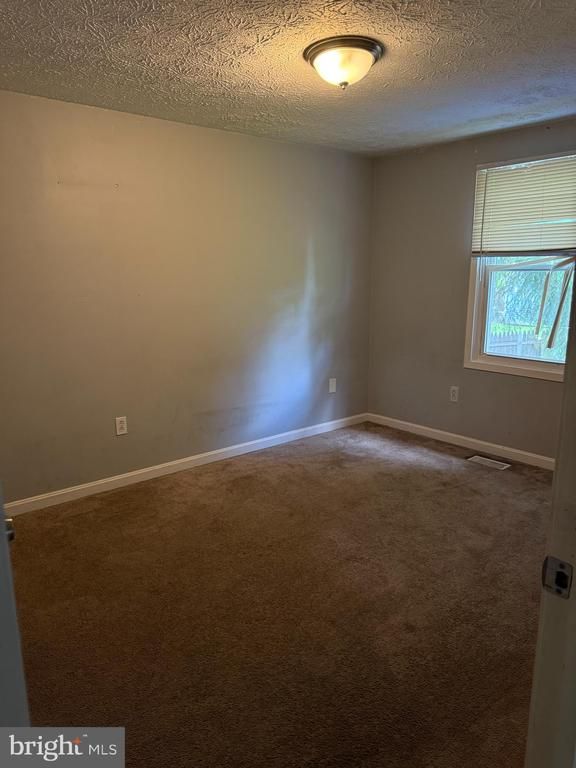 506 Postoak Rd, Frederick, MD 21703