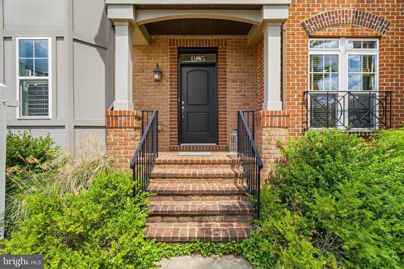 605 Blandwood Rd, Frederick, MD 21701