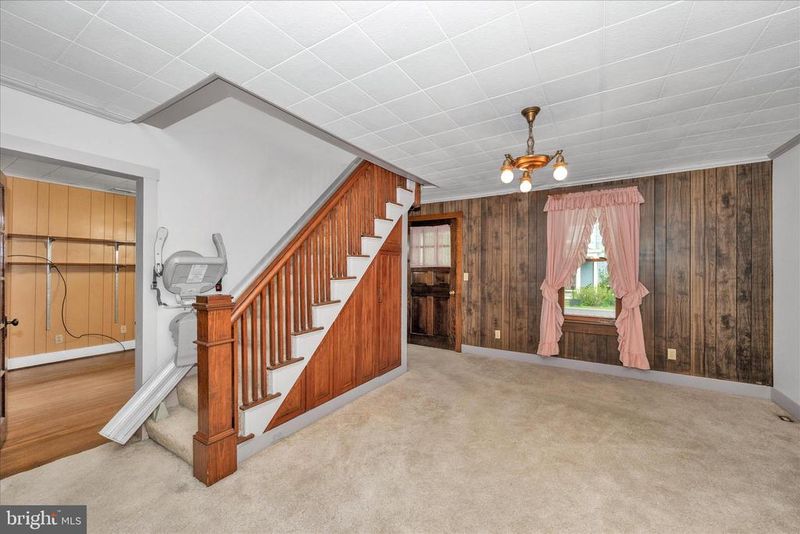 113 W Main St, Thurmont, MD 21788