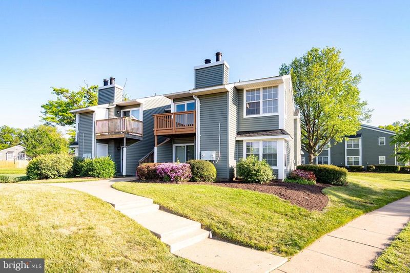 8610 Beekman Pl #D, Alexandria, VA 22309