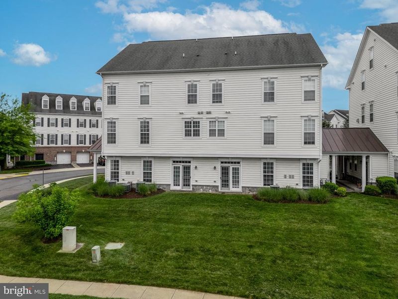 14602 Shelford Way, Gainesville, VA 20155