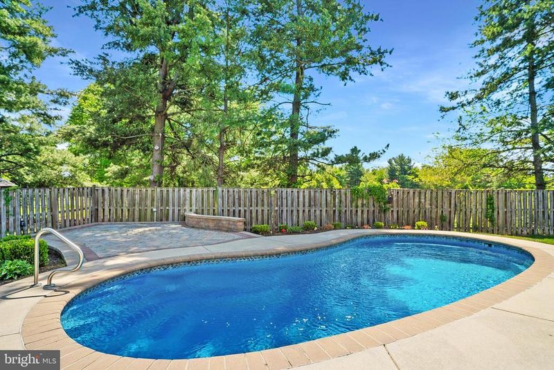 128 Emmitsburg Rd, Thurmont, MD 21788