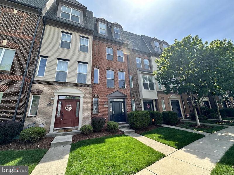 1414 Wheyfield Dr, Frederick, MD 21701
