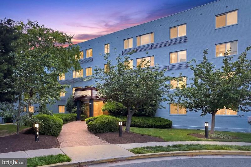 3701 5th St S #501, Arlington, VA 22204