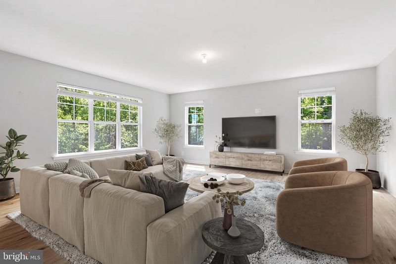 60 Legacy Ln, Fredericksburg, VA 22406