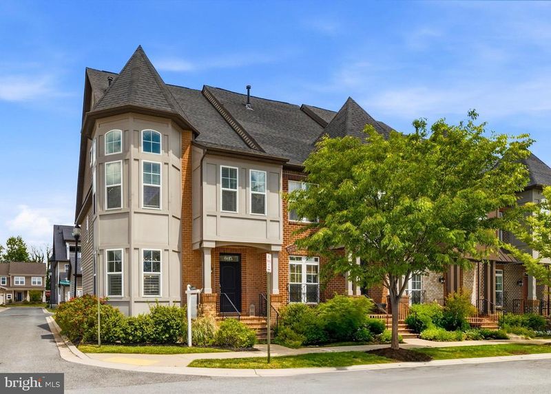 605 Blandwood Rd, Frederick, MD 21701