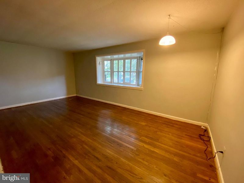2920 Willston Pl, Falls Church, VA 22044