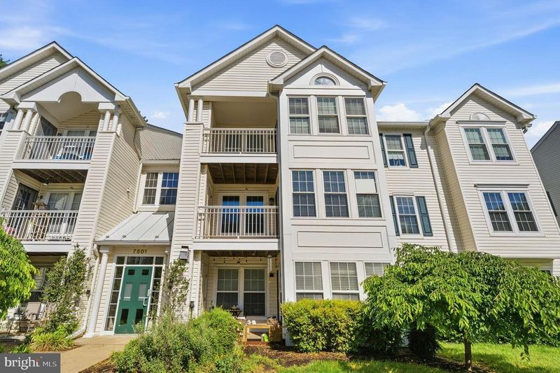 7501 Calderon Ct #248, Alexandria, VA 22306