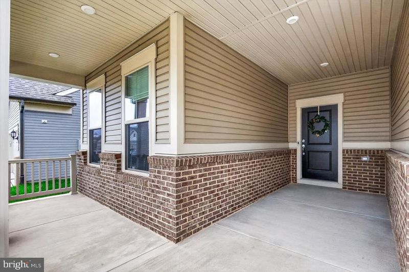 21717 Hawksbill High Cir, Sterling, VA 20164