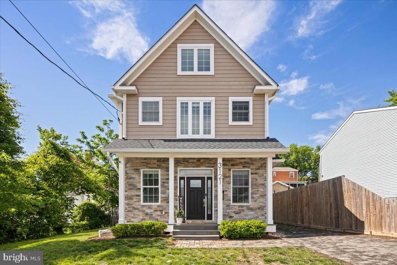 3121 24th St S, Arlington, VA 22206