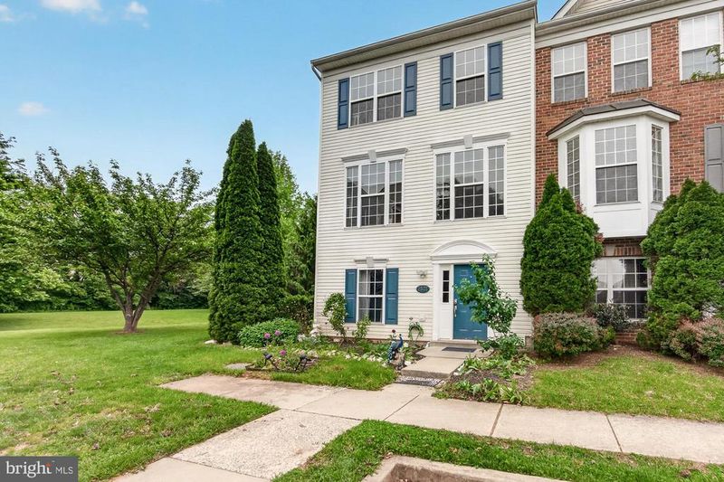2572 Carrington Way, Frederick, MD 21702