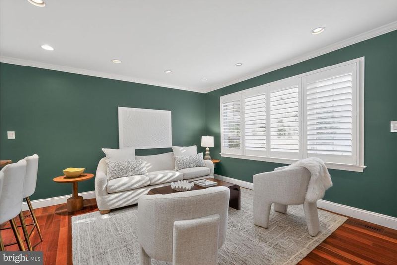 311 Adams Ave, Alexandria, VA 22301