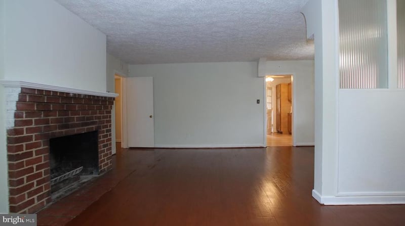 5407 Sargent Rd, Hyattsville, MD 20782