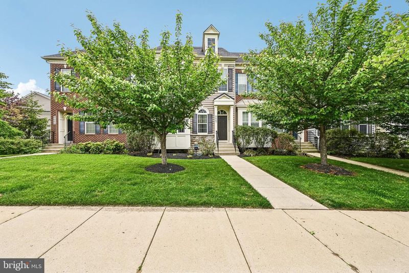 9667 Ethan Ridge Dr, Frederick, MD 21704
