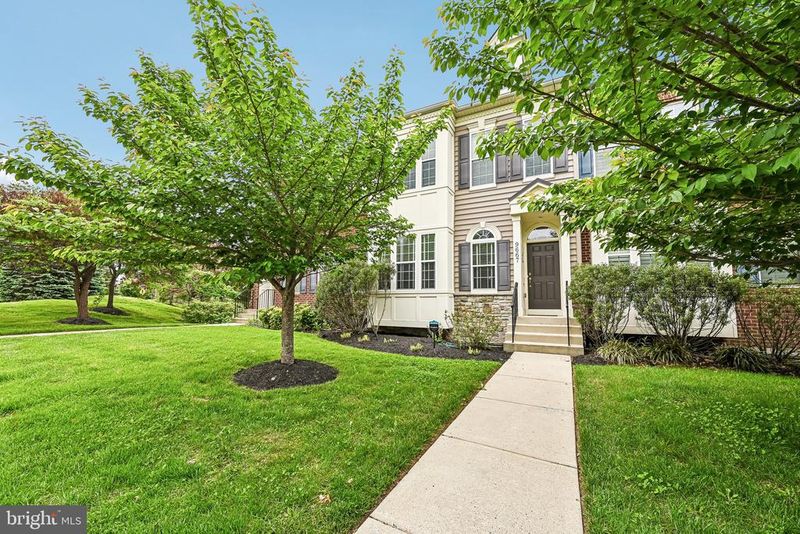 9667 Ethan Ridge Dr, Frederick, MD 21704