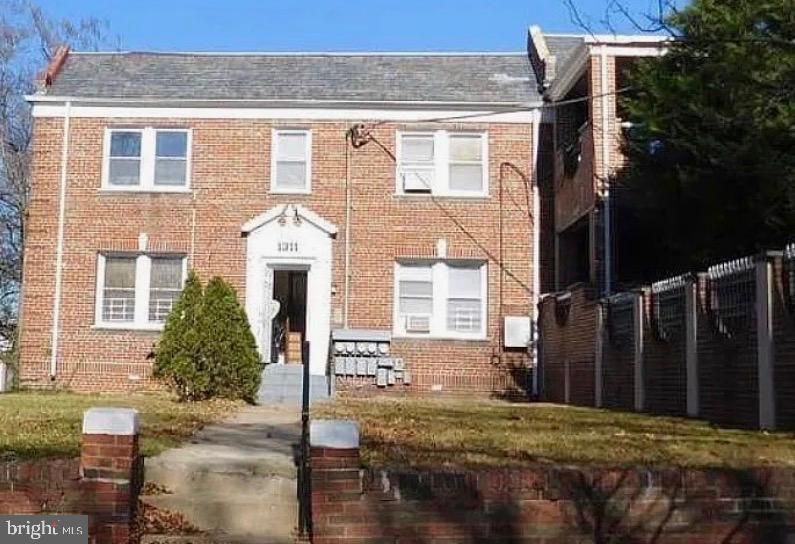 1311 Fort Stevens Dr NW #1, Washington, DC 20011