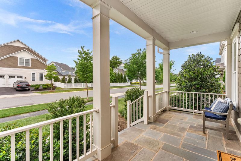 41953 Paddock Gate Pl, Ashburn, VA 20148