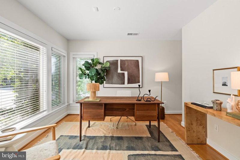 3012 District Ave, Fairfax, VA 22031