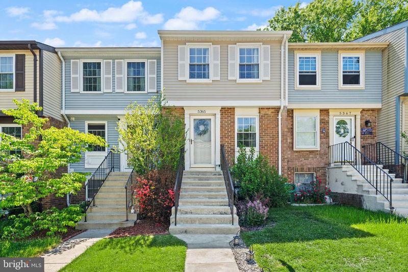 5365 Harbor Court Dr, Alexandria, VA 22315