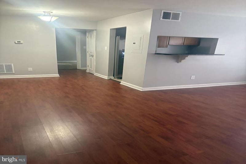 721 Brandywine St SE #102, Washington, DC 20032