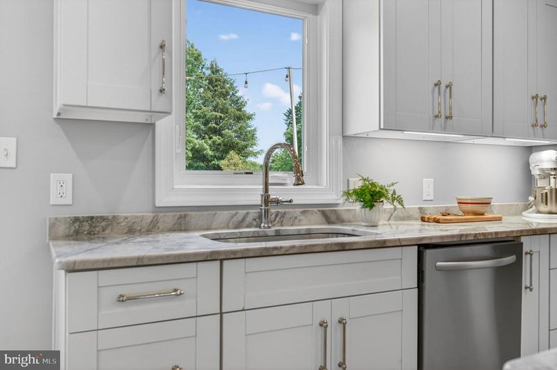 7319 Browns Bridge Rd, Fulton, MD 20759