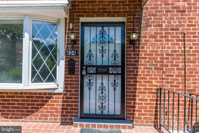 624 Jefferson St NE, Washington, DC 20011