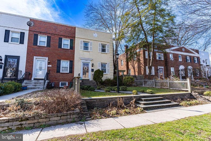 1206 Colonial Ave, Alexandria, VA 22314