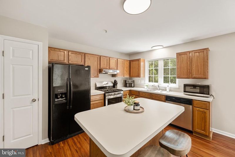209 Edge Creek Ln, Odenton, MD 21113