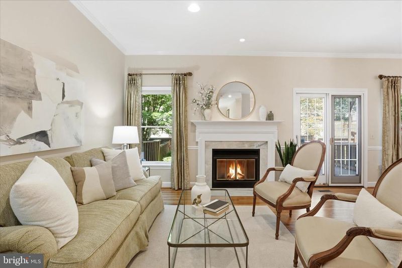 1496 Hampton Hill Cir, Mclean, VA 22101