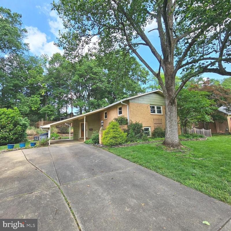2512 Culpeper Rd, Alexandria, VA 22308