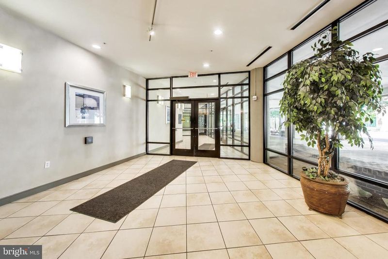 8045 Newell St #118, Silver Spring, MD 20910