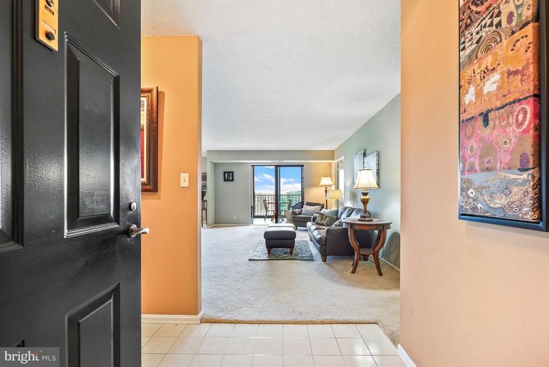 5901 Mount Eagle Dr #1216, Alexandria, VA 22303