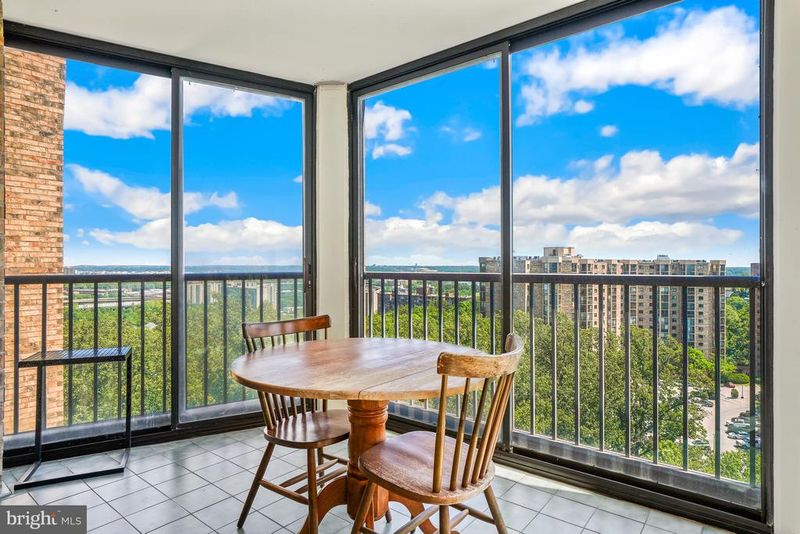 5901 Mount Eagle Dr #1216, Alexandria, VA 22303