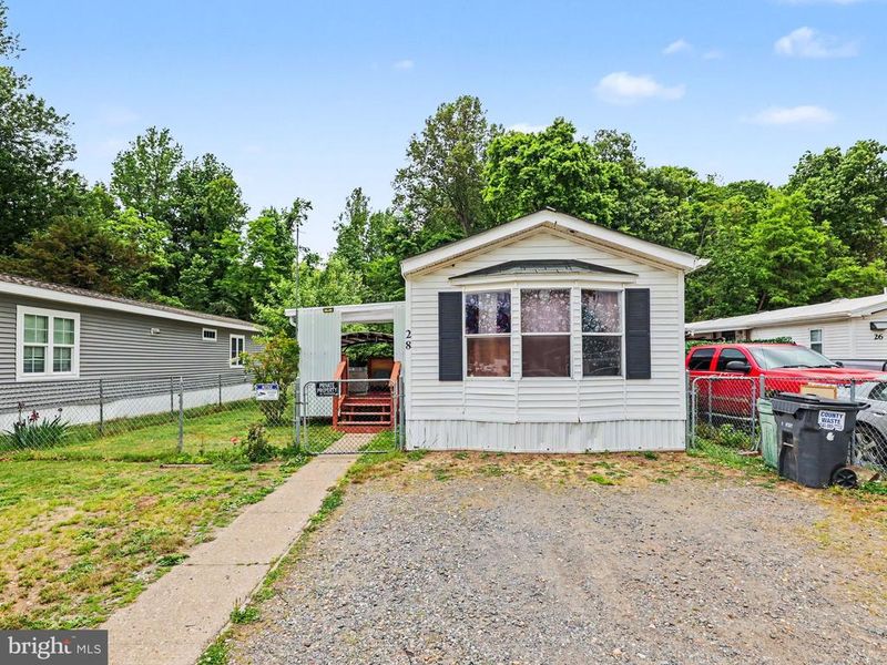 28 Courage Ln, Stafford, VA 22554