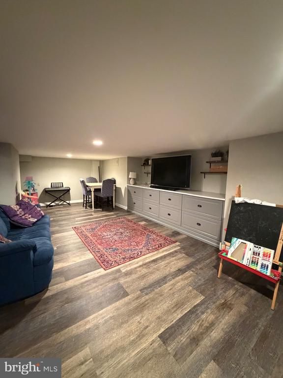 5515 38th Ave, Hyattsville, MD 20782
