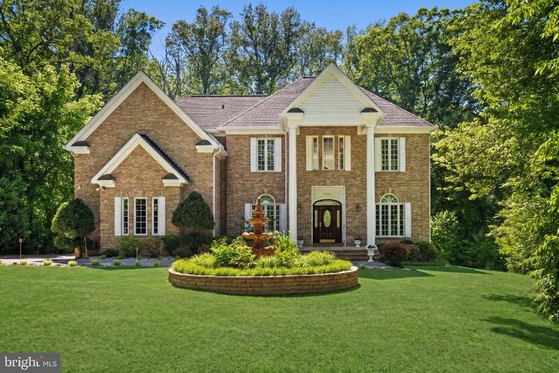 3750 Prosperity Ave, Fairfax, VA 22031