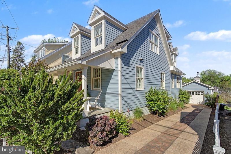 4 Ayr St SW, Leesburg, VA 20175