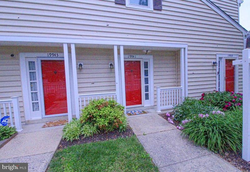 19941 Appledowre Cir #102, Germantown, MD 20876