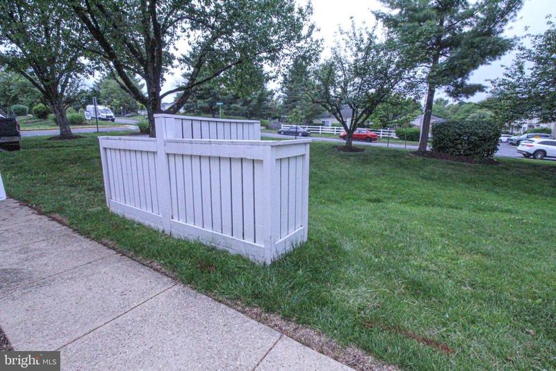 19941 Appledowre Cir #102, Germantown, MD 20876