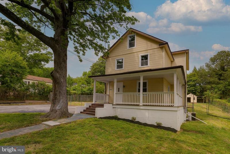 4904 Delaware St, College Park, MD 20740