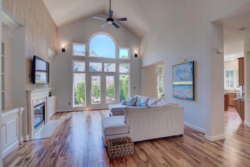 43585 Jackson Hole Cir, Leesburg, VA 20176