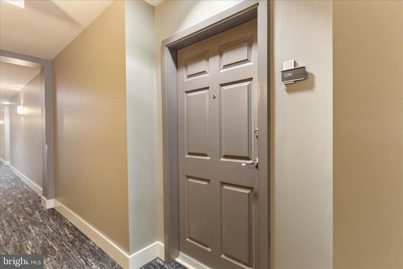 1111 Oronoco St #226, Alexandria, VA 22314