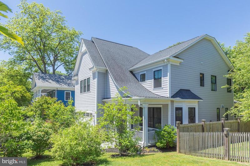 8018 Takoma Ave, Silver Spring, MD 20910