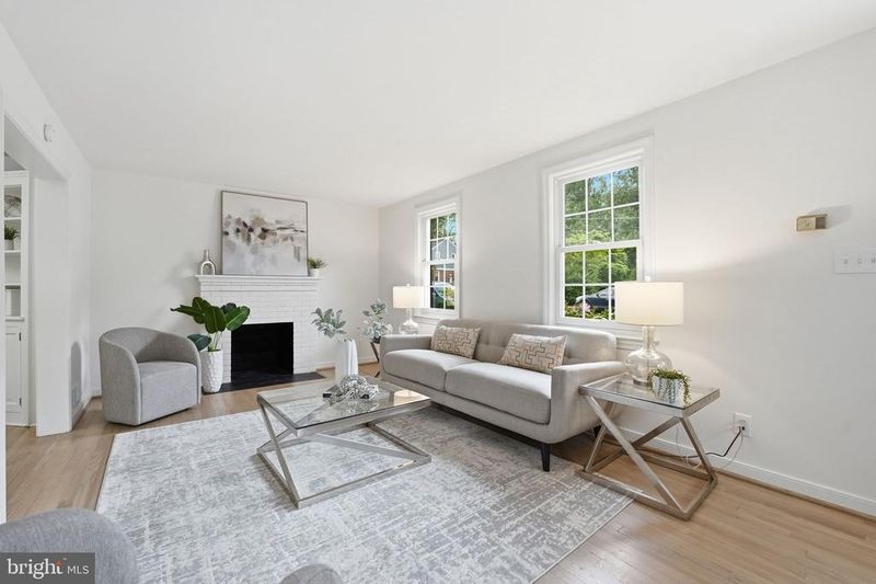 5948 10th Rd N, Arlington, VA 22205